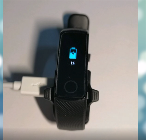 荣耀手环5怎么开机